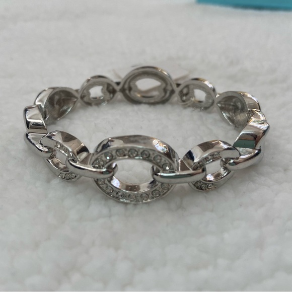 🦋 2/$20 Silver tone bracelet with rhinestones - Picture 3 of 3